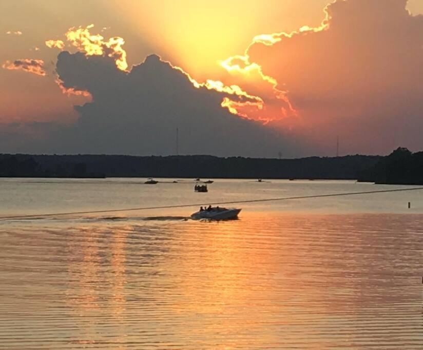 Eagle'S Nest Cottage - Lake Anna Waterfront Bumpass エクステリア 写真